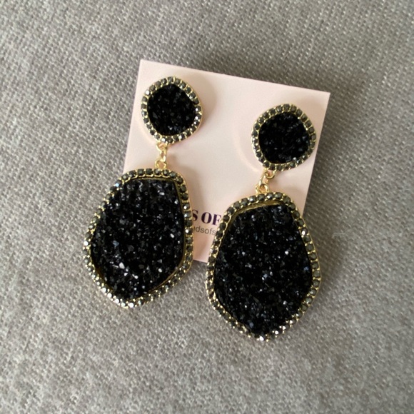 👗Anthropologie Druzy Quartz Drop Earrrings Black - Picture 2 of 4